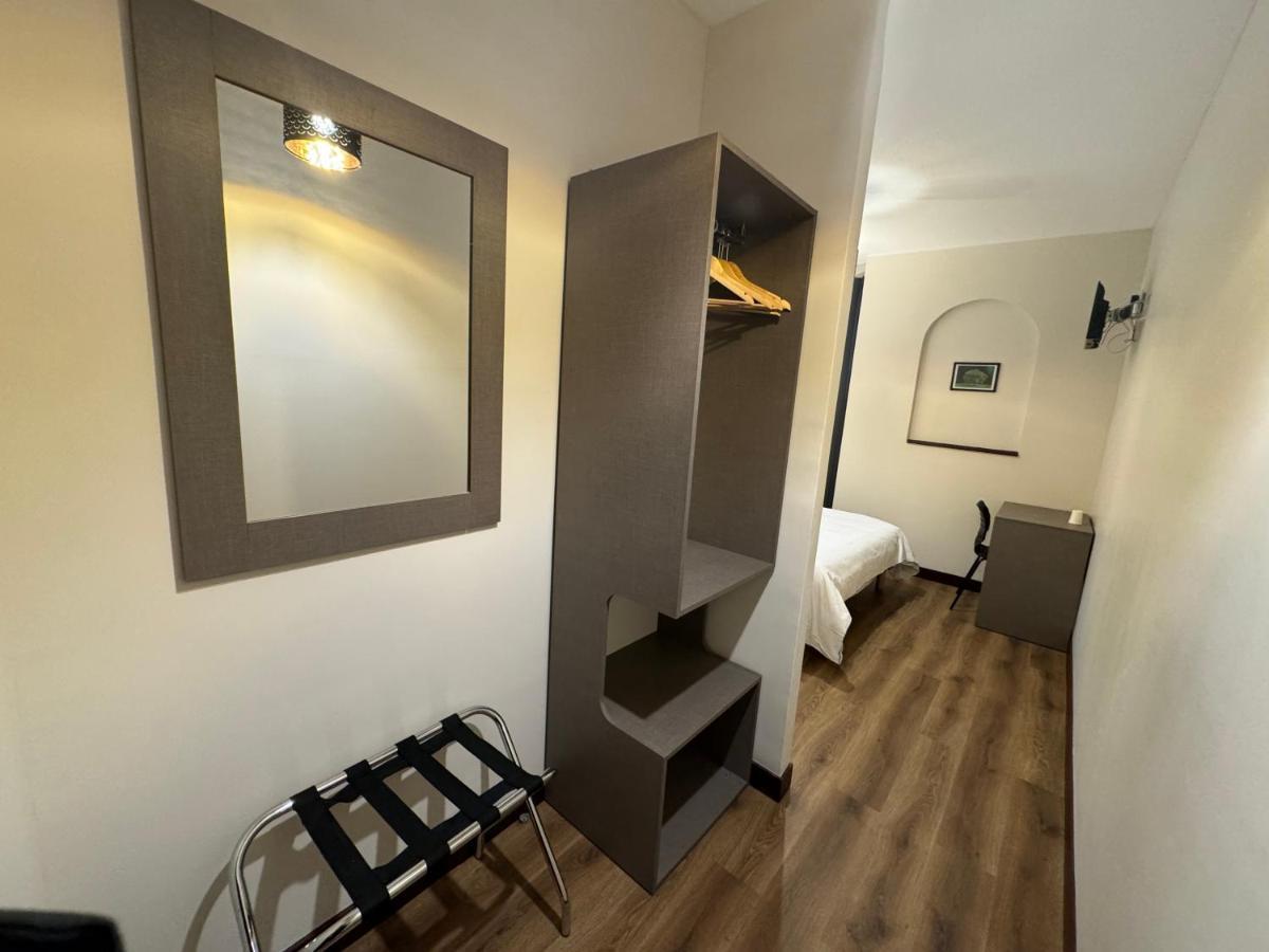 Hotel Royal Montreuil Montreuil  Bagian luar foto