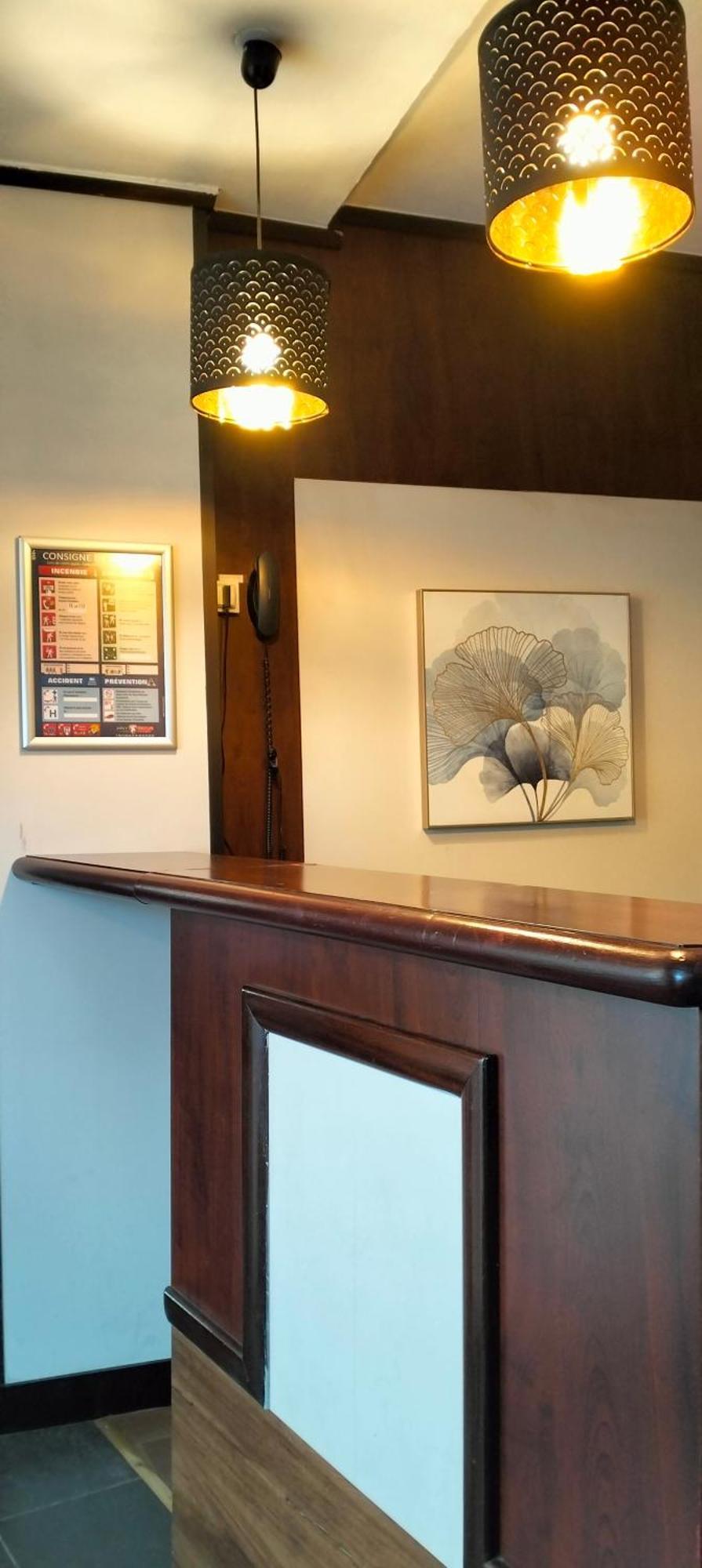 Hotel Royal Montreuil Montreuil  Bagian luar foto